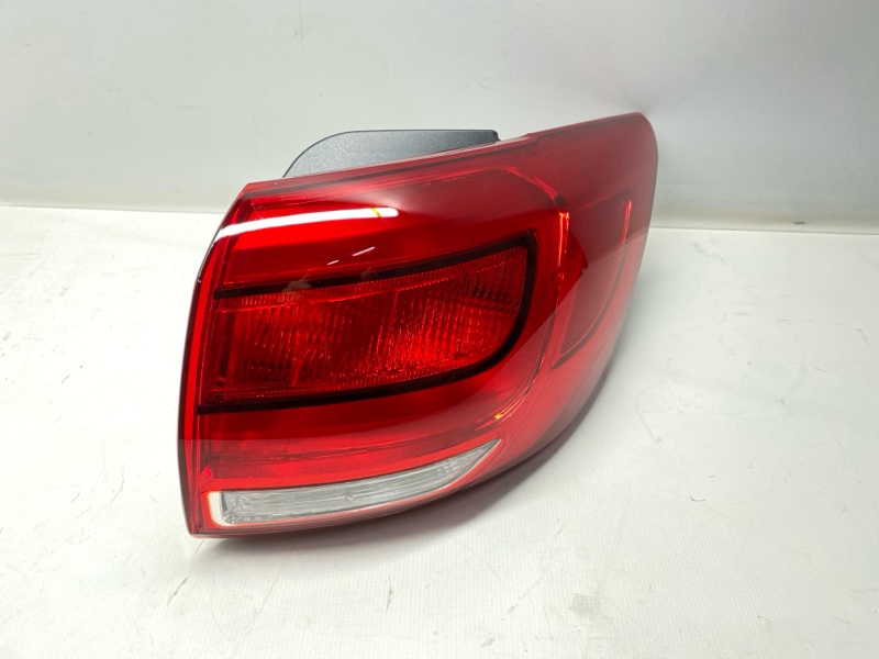 Фонарь стоп-сигнала KIA Sportage QL 2017 правый Фонарь стоп-сигнала KIA Sportage QL 2017 правый