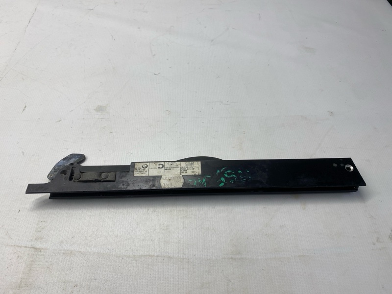 Шторка двери BMW 7-SERIES E65 задняя левая (б/у)