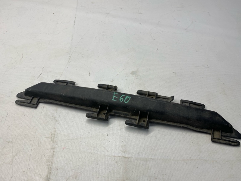 Крышка салонного фильтра BMW 5-SERIES E60 (б/у)