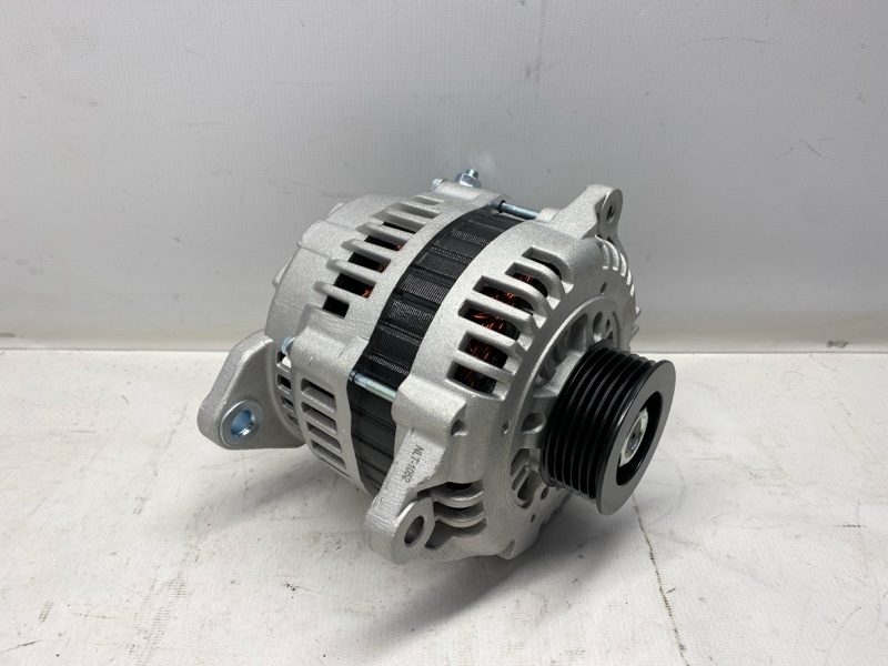 Генератор Infiniti I30 A32 1999