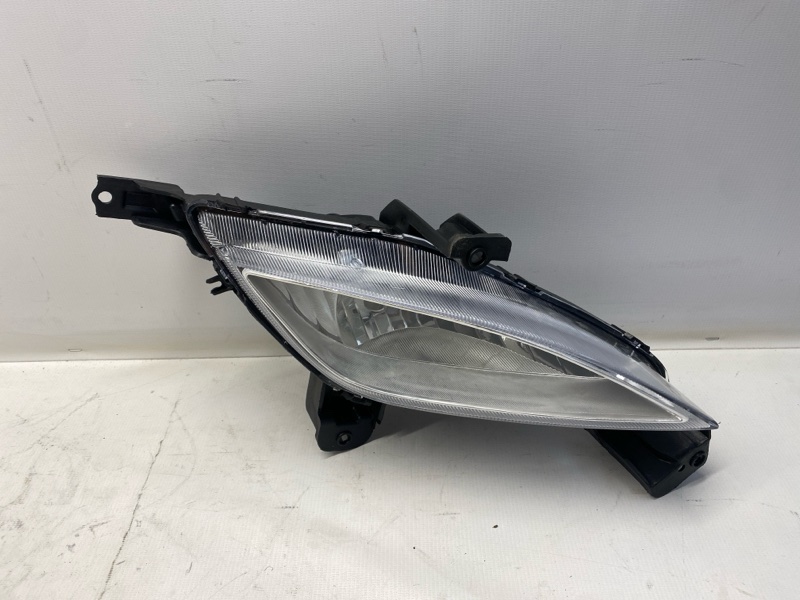 Фара противотуманная Hyundai i30 GD 2013 правая