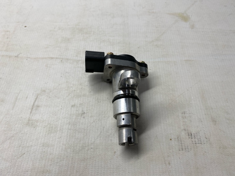 Датчик скорости Toyota Hilux KZN165 2000