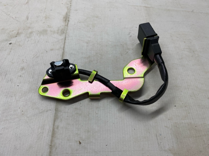 Датчик положения распредвала AUDI A4 8D2 1997