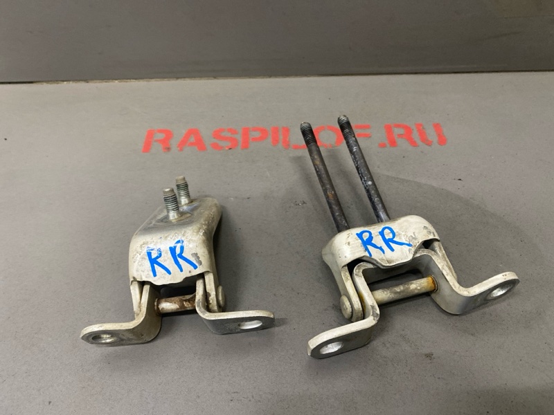 Петля двери Toyota Corona Exiv ST200 4S-FE 1996 задняя правая (б/у)