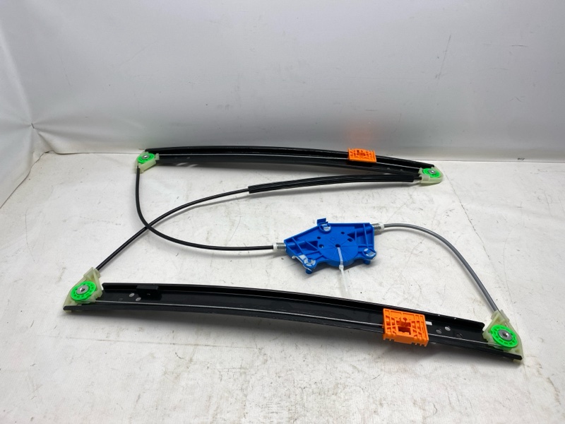 Стеклоподъемник Volkswagen Touareg 7L6 2005 передний левый