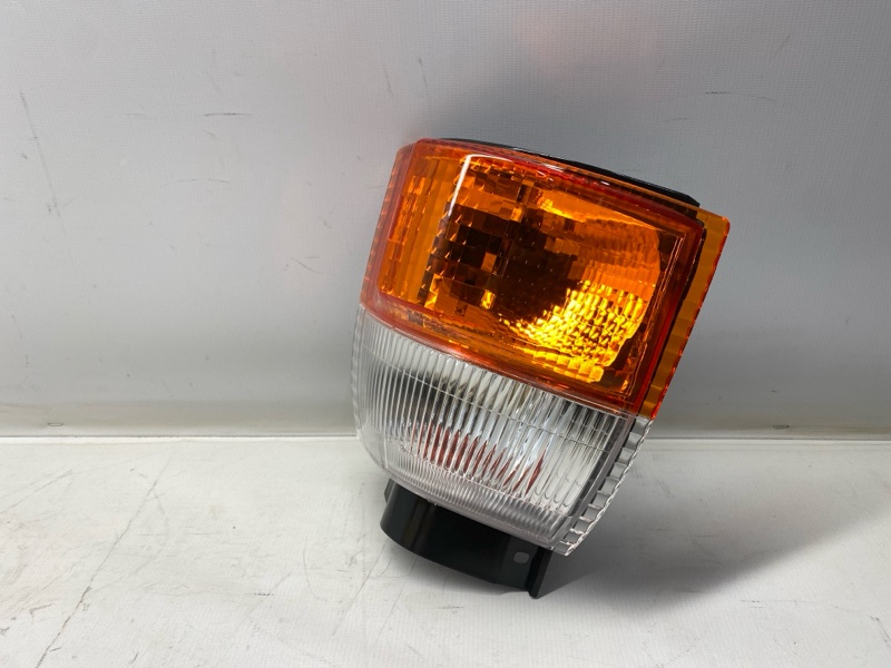 Поворотник NISSAN Atlas H2F23 2002 правый
