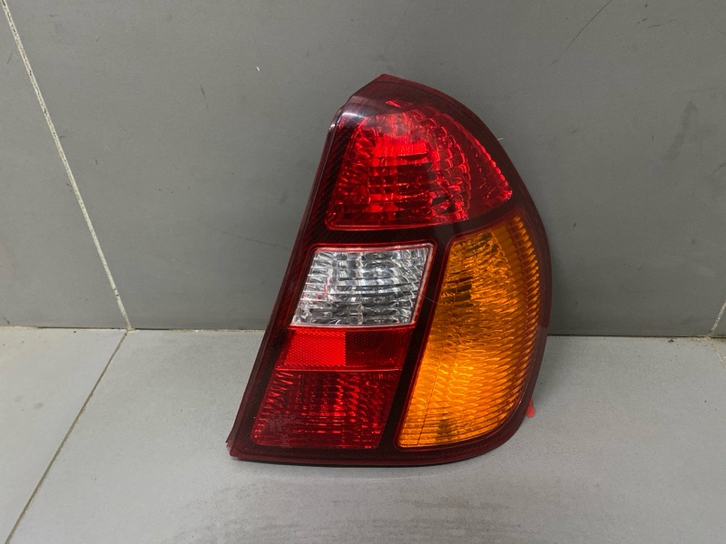 Фонарь стоп-сигнала Renault Symbol LB K4J 2003 правый (б/у)
