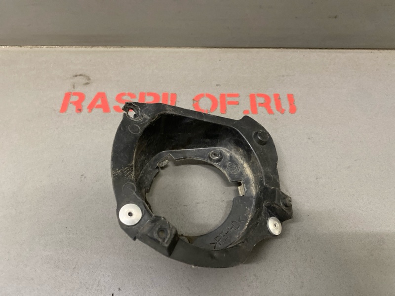 Горловина топливного бака Renault Symbol K4J 2003 (б/у)