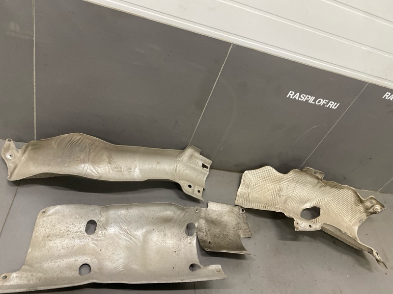 Защита днища кузова Renault Symbol LB K4J 2003 (б/у)