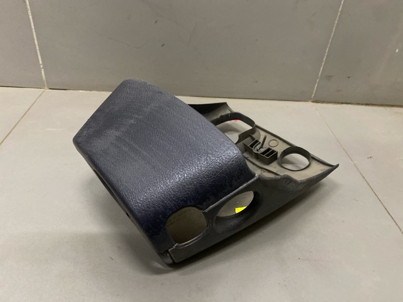 Кожух рулевой колонки Renault Symbol LB K4J 2003 (б/у)