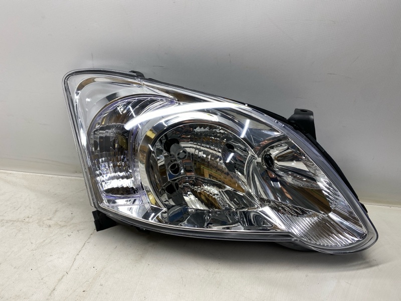 Фара Toyota Corolla Runx NZE121 2005 правая