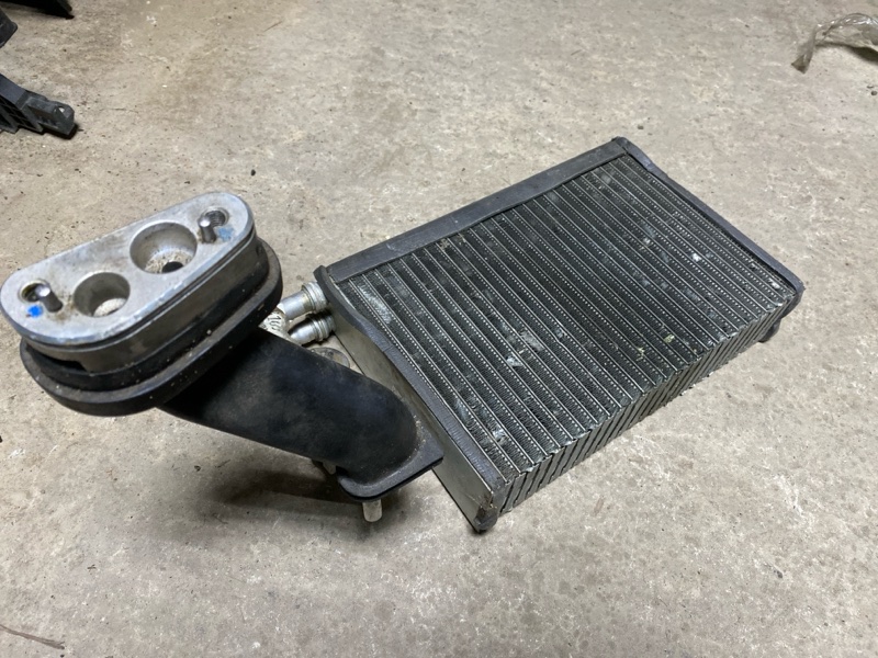 Испаритель кондиционера BMW X5 E53 M62B44 2002 (б/у)