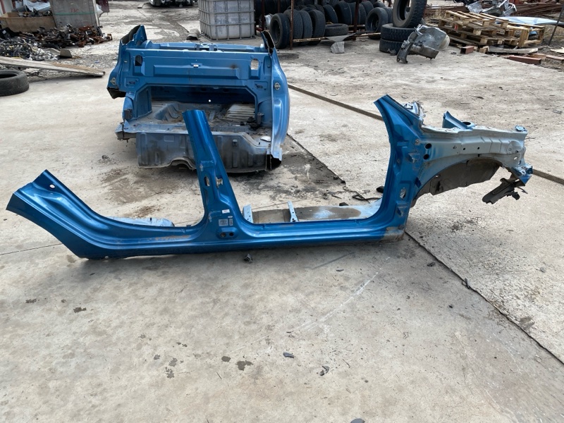Порог Renault Symbol LB K4J 2003 правый (б/у)