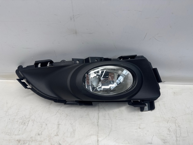 Фара противотуманная Mazda Mazda3 BK 2004 правая