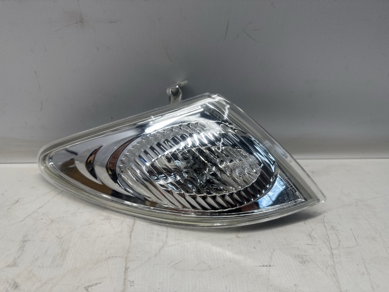 Поворотник Mazda Premacy CP8W 2003 правый