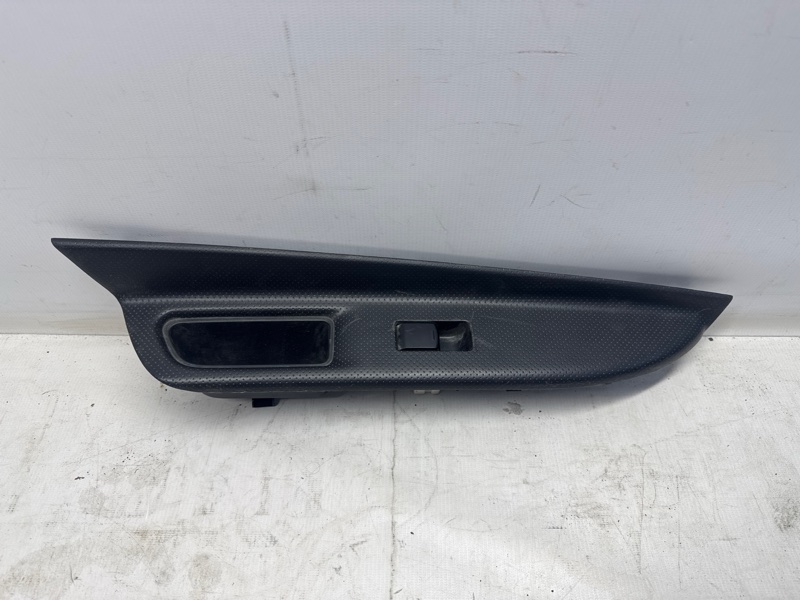 Кнопки стеклоподъемника NISSAN Wingroad Y12 HR15 2007 задние левые (б/у)