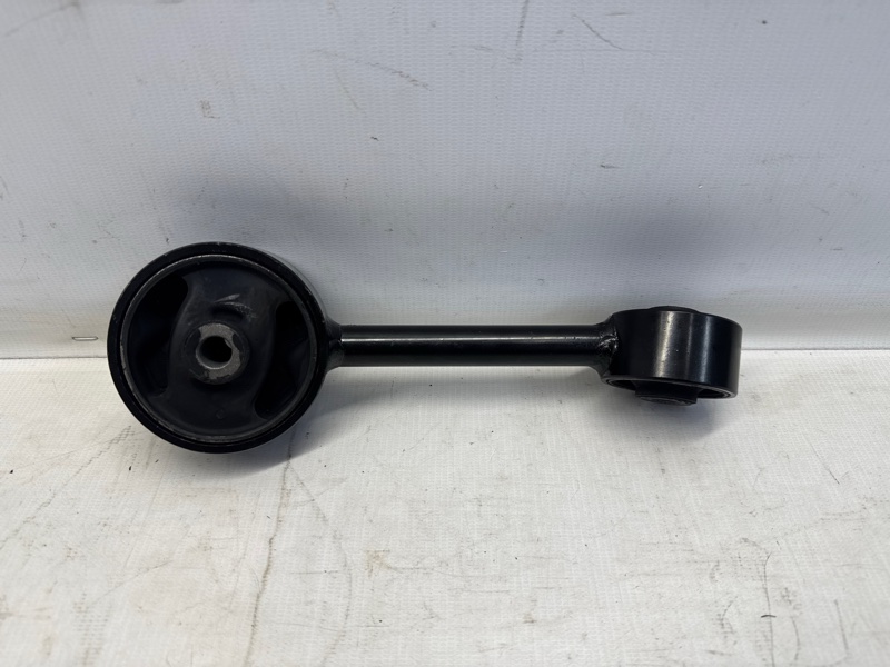 Подушка двигателя Toyota Harrier ACU10W 2AZ-FE 2000