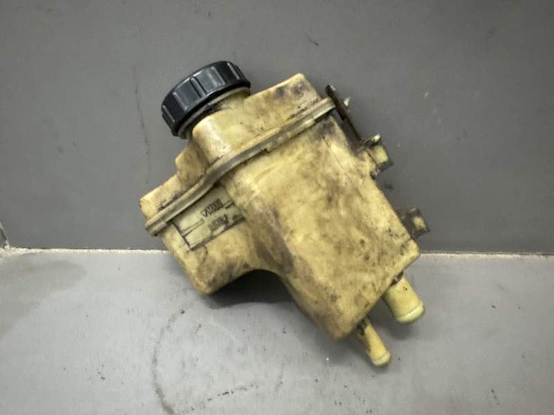 Бачок гидроусилителя руля Renault Symbol LB K7M 2004 (б/у)