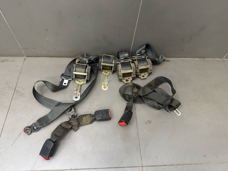 Ремень безопасности Renault Symbol LB K7M 2004 (б/у)