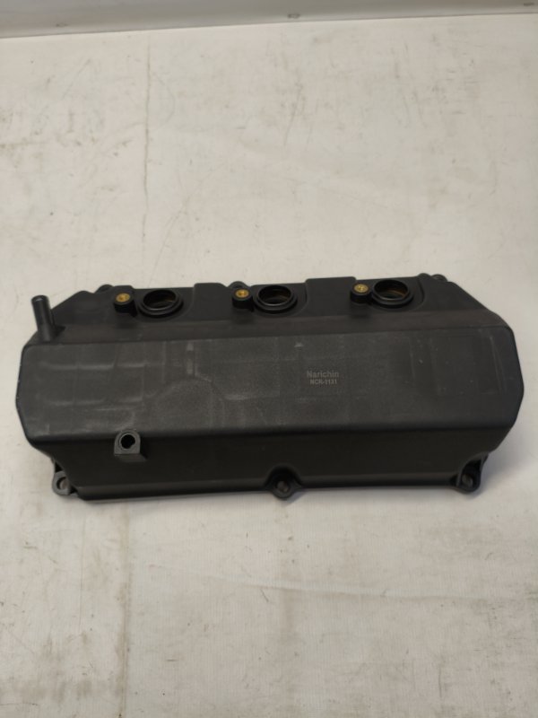 Клапанная крышка Mitsubishi Outlander CW6W 6B31 2013 правая