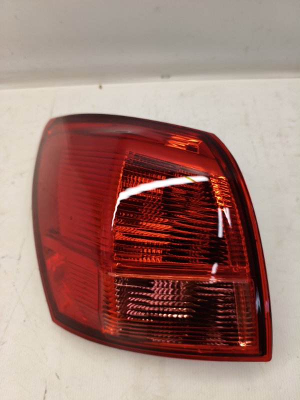Фонарь стоп-сигнала NISSAN QASHQAI J10 2007 левый