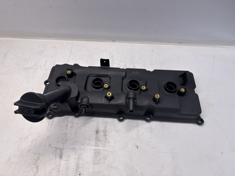 Клапанная крышка NISSAN Armada TA60 2005