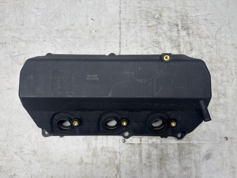 Клапанная крышка Mitsubishi Pajero SPORT KG6W 2015