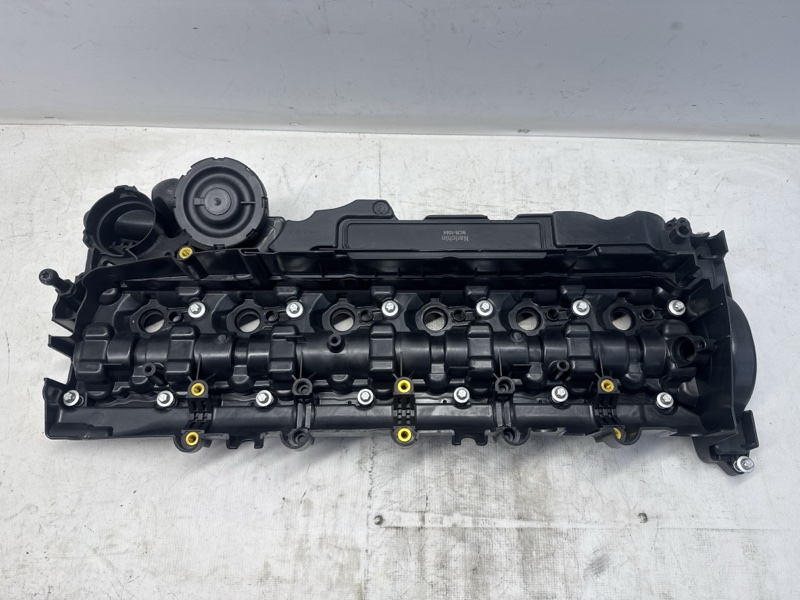 Клапанная крышка BMW 5-SERIES F10 N57 2011