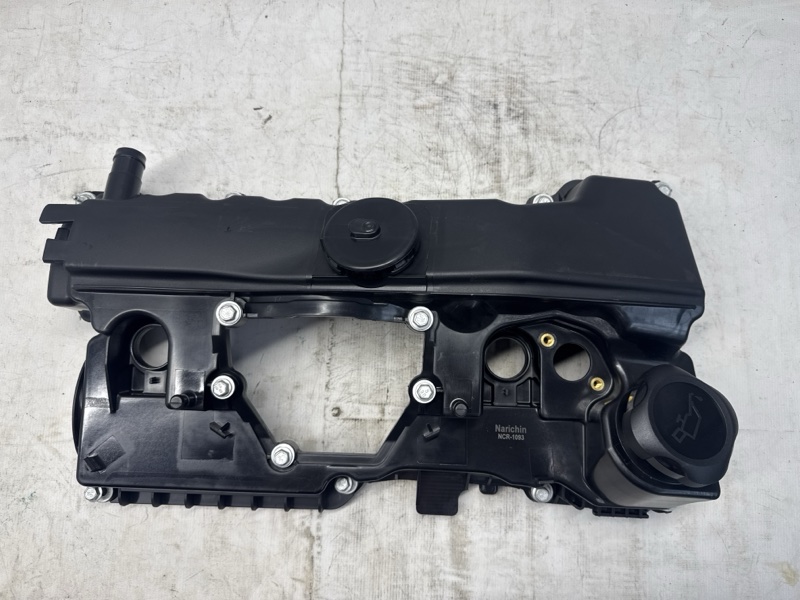 Клапанная крышка BMW X5 E70 2008