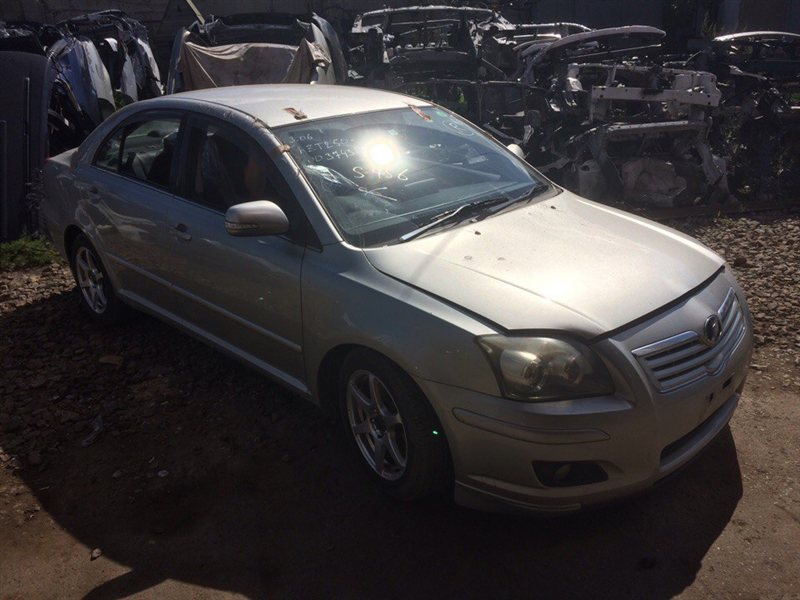 Автомобиль Toyota Avensis AZT250 1AZ-FSE 2006 года в разбор