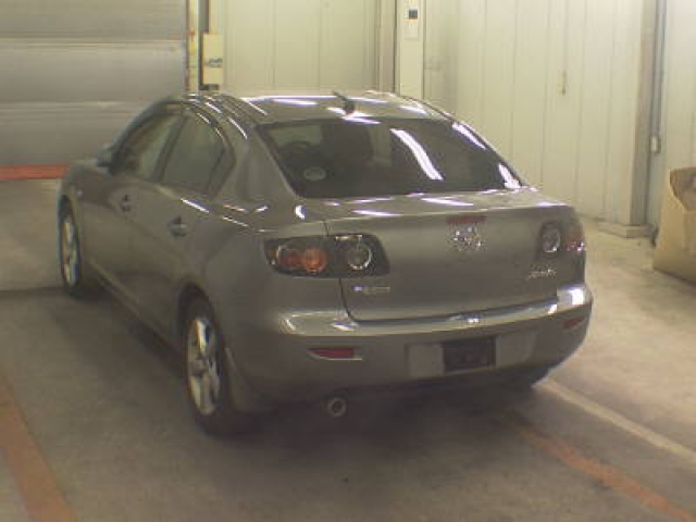 Автомобиль Mazda Axela BKEP LF-DE 2005 года в разбор