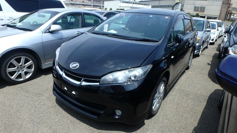 Автомобиль Toyota wish ZGE20 2ZR-FAE 2010 года в разбор