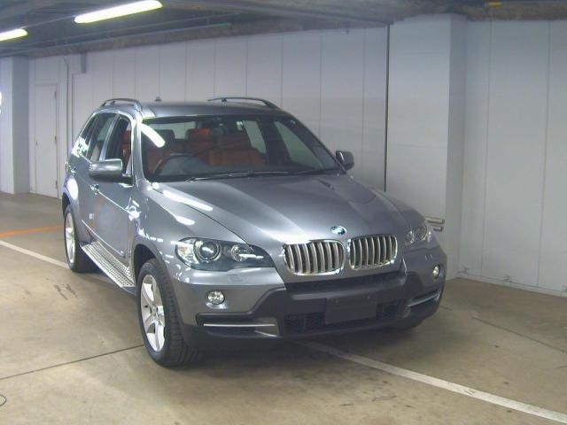 Автомобиль BMW X5 E70 N62B48 2008 года в разбор