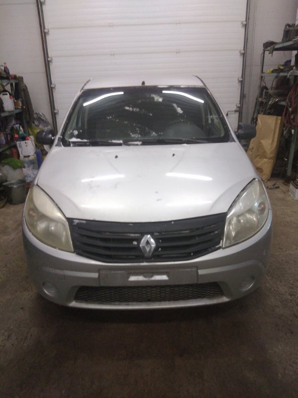 Автомобиль Renault Sandero BS12 K7J 2012 года в разбор