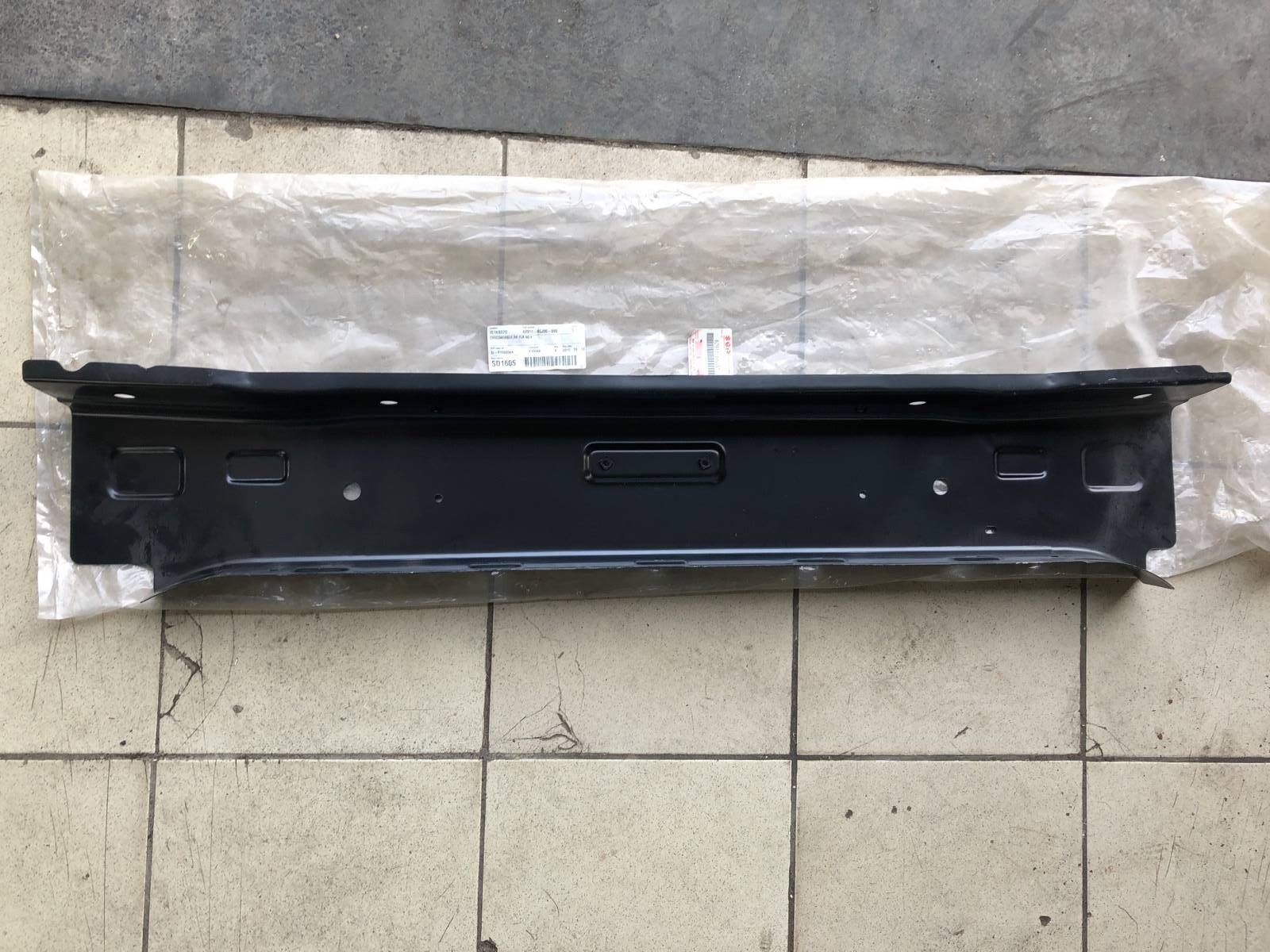 Панель задняя Suzuki Grand Vitara 6291165J00 новая