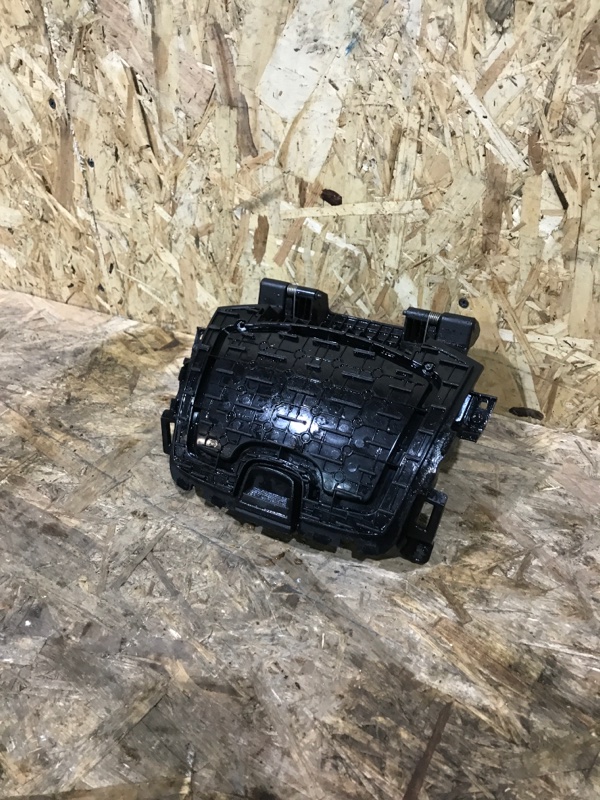 Бардачок Chevrolet Cruze седан 1 Бардачок Chevrolet Cruze седан 1