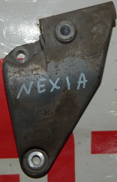 Кронштейн генератора Daewoo Nexia KLETN F16D3
