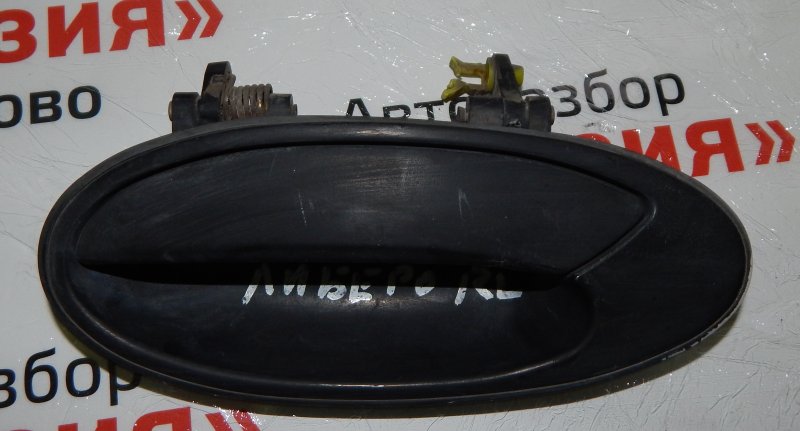 Ручка двери внешняя Mitsubishi Libero CD8V 4D68 1992 задняя левая