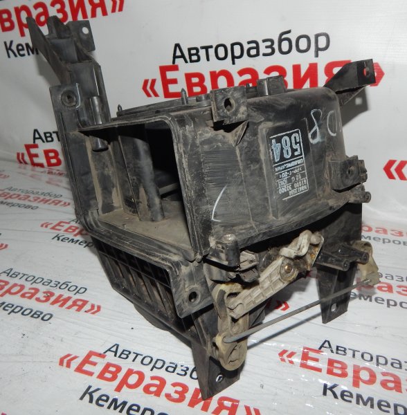 Корпус моторчика печки Mitsubishi Libero CD8V 4D68 1992