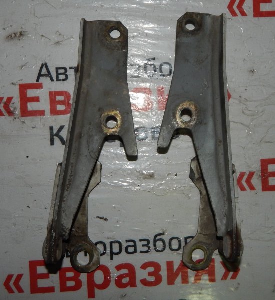 Петли капота Mitsubishi Libero CB4W 4G93 1999