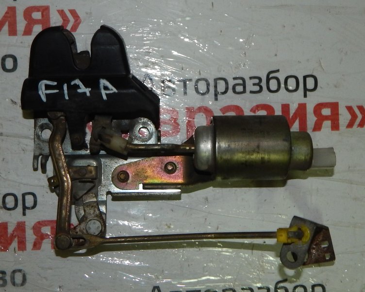 Замок крышки багажника Mitsubishi Diamante F17A 6G72 1991