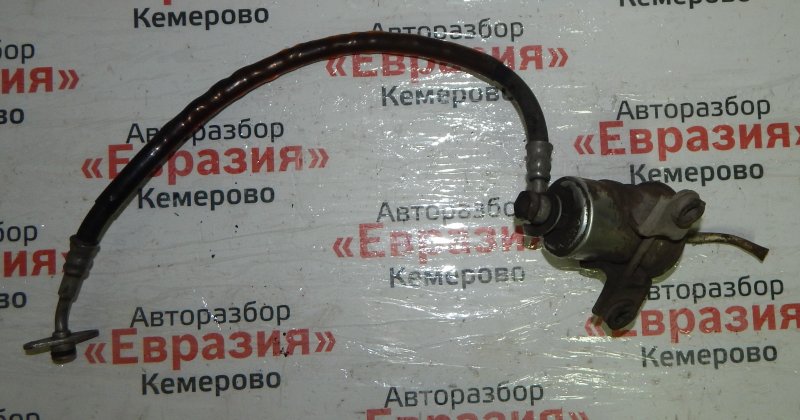 Трубка топливная Mitsubishi Diamante F17A 6G72 1991