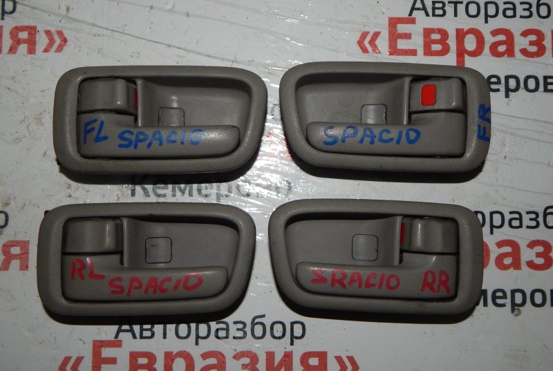 Ручка двери внутренняя Toyota Corolla Spacio AE111 4AFE 1997