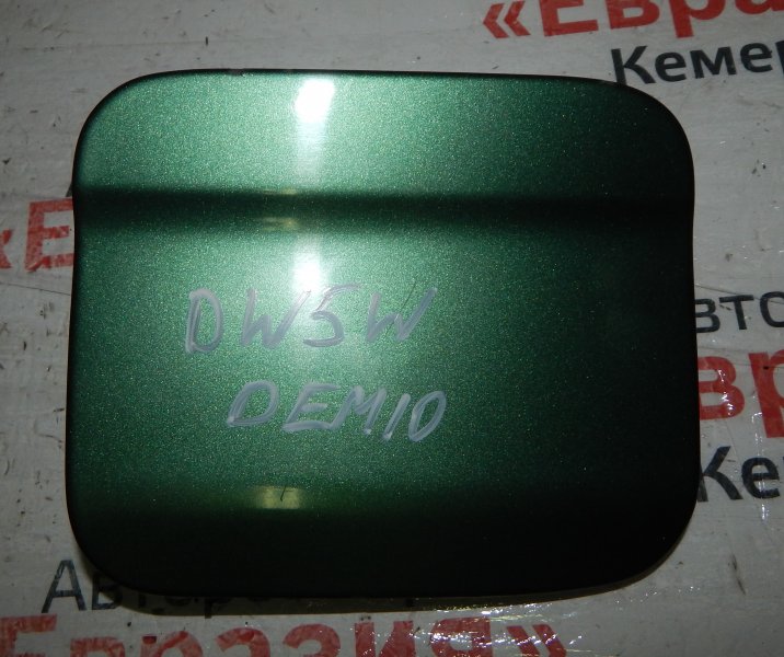 Лючок топливного бака Mazda Demio DW5W B5 2000