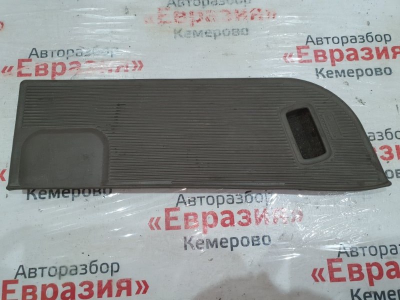 Крышка бардачка Toyota Estima Lucida CXR20 3CT 1993