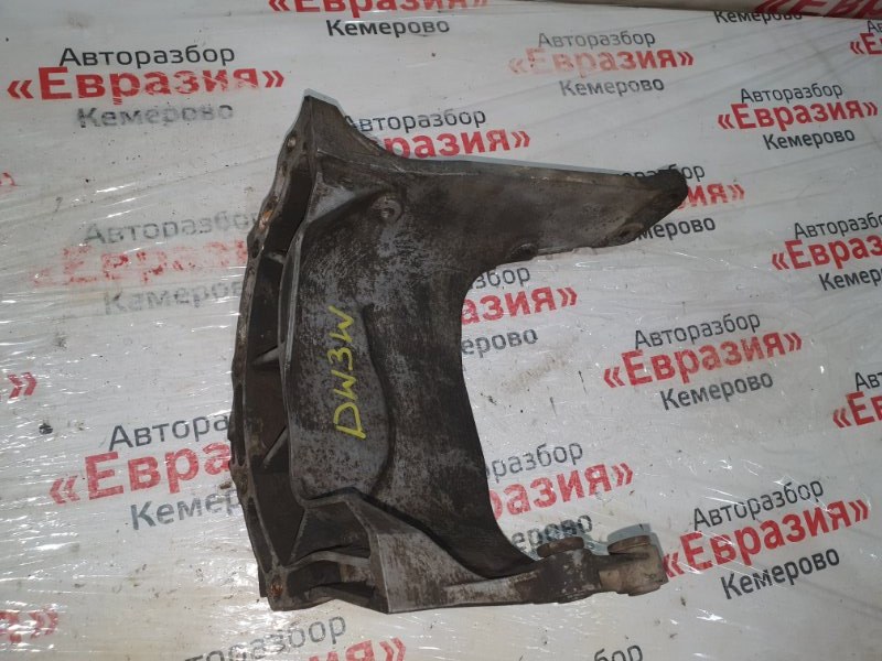 Кронштейн кпп Mazda Demio DW3W B3 2000