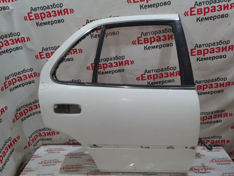 Дверь Toyota Camry SV30 4SFE 1993 задняя правая