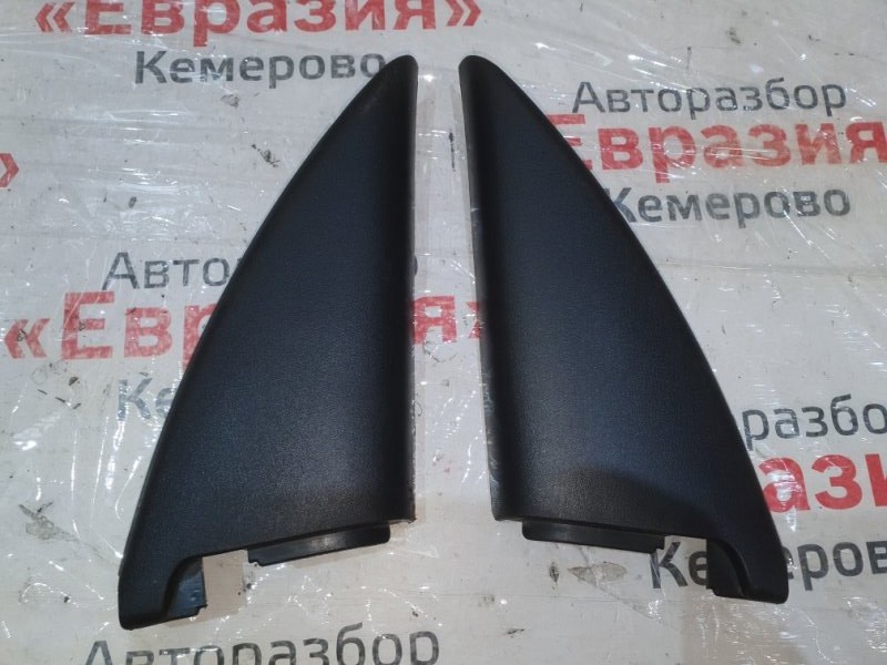 Уголок двери Honda Logo GA3 D13B 2000 передний