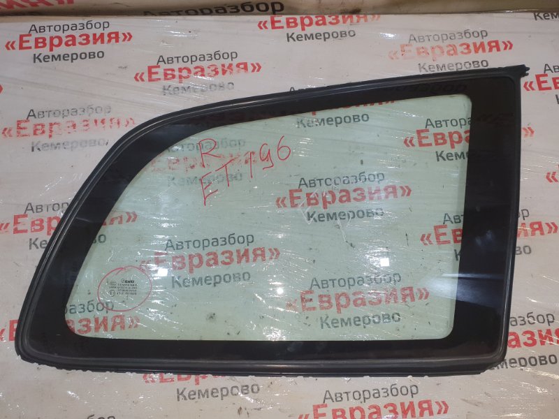Стекло боковое Toyota Caldina ET196 5EFE 1993 заднее правое