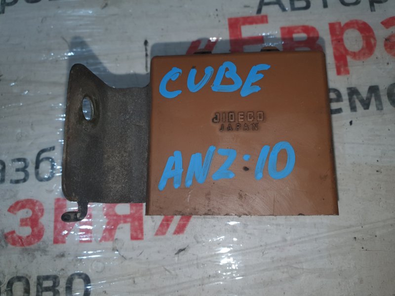 Блок управления стеклоочистителем Nissan Cube ANZ10 CGA3DE 2000